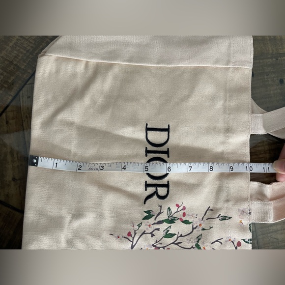 CHRISTIAN DIOR Mother's Day Promotion Novelty Tote Bag Limited Edition - Picture 10 of 10
